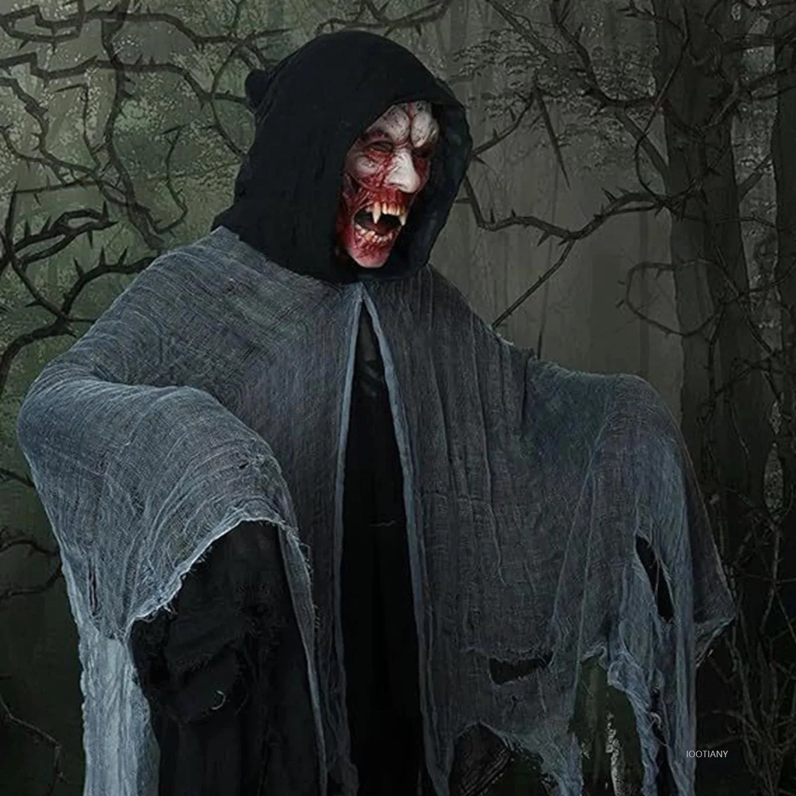 Women’s Witch & Vampire Halloween Costume – Hooded Cloak with Horror Props