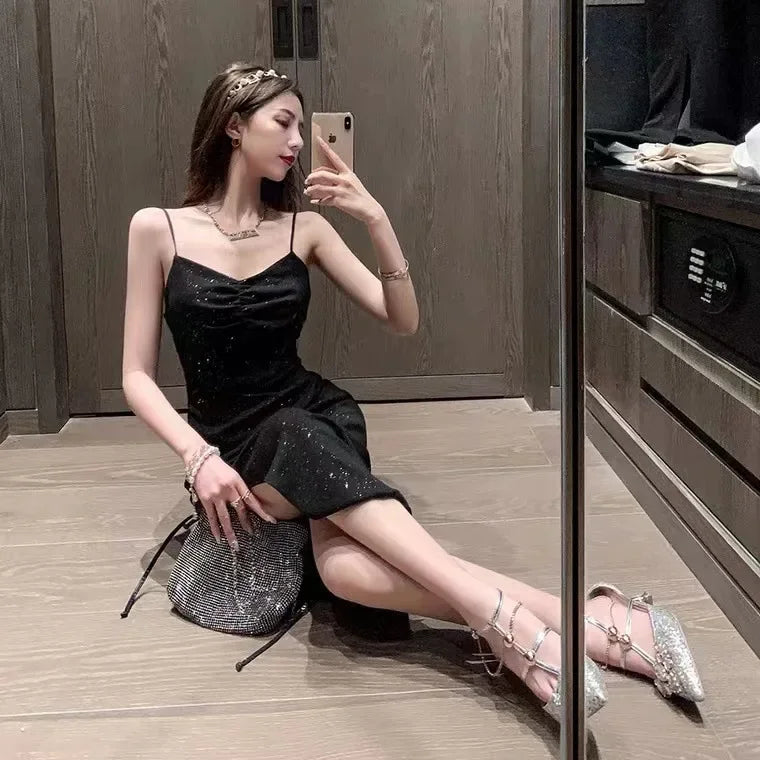 Women’s Sexy French Hepburn Style Sequin Strap Dress – Elegant Black Midi
