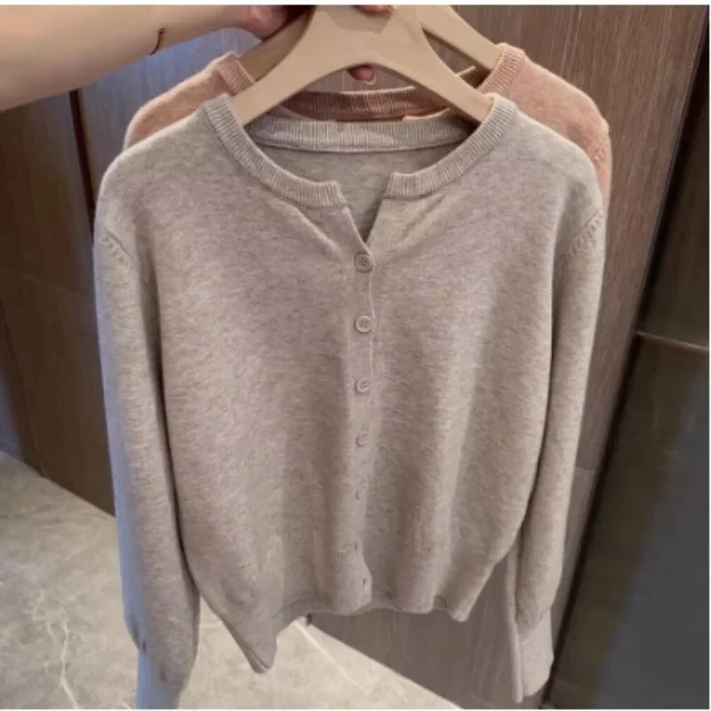Women’s Fleece Knit Loose Short Sweater – Round Neck Warm Casual Korean Style